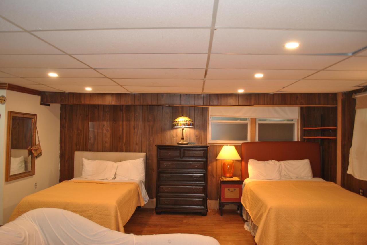 Ewr Airport Multilevel Guest House Room With 2-3 Beds Newark Eksteriør billede